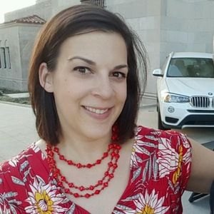 Meet your Posher, Laura